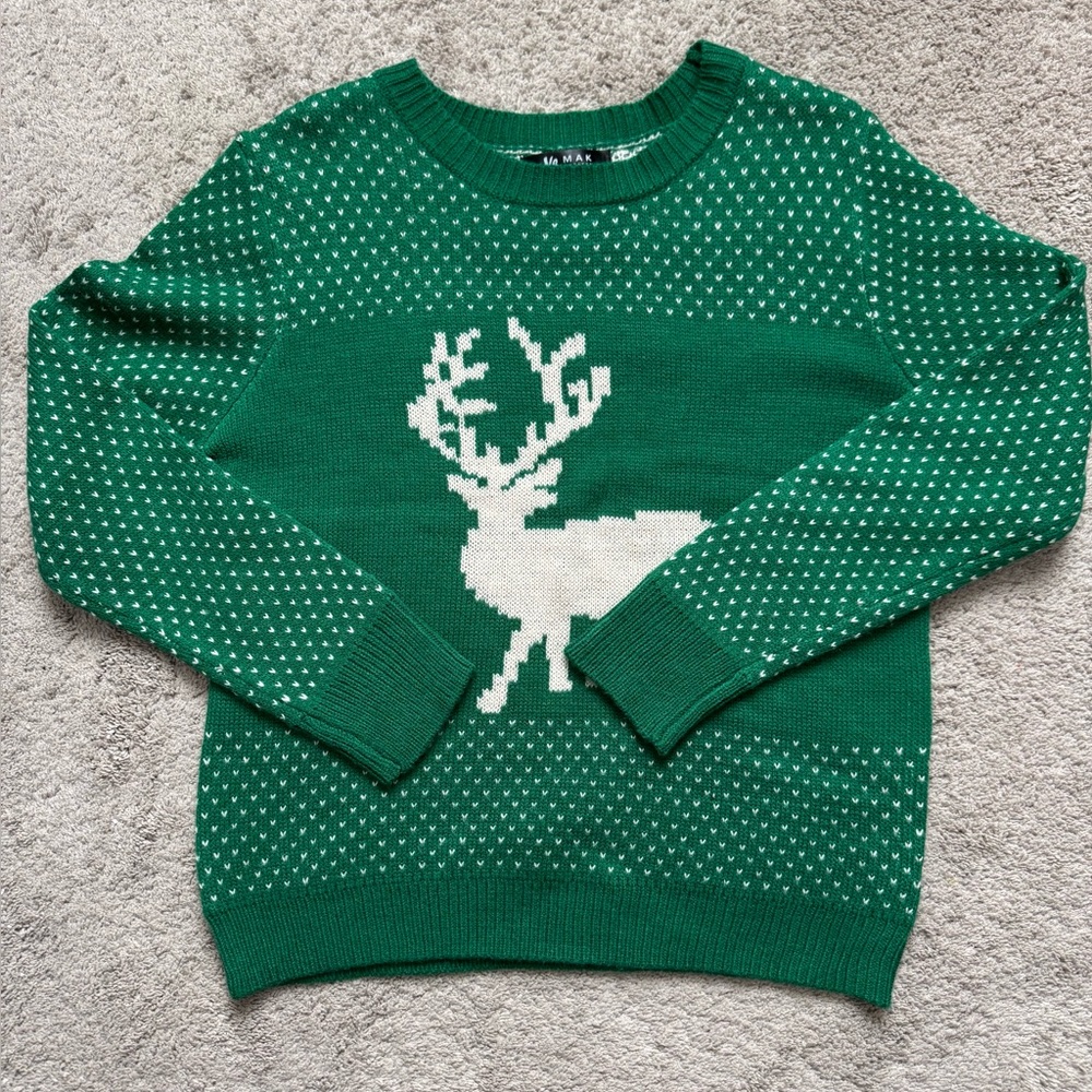 YeMak Green Reindeer Christmas Sweater Size M Holiday Winter Knit
